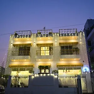 Ganga Graden Hotel Varanasi